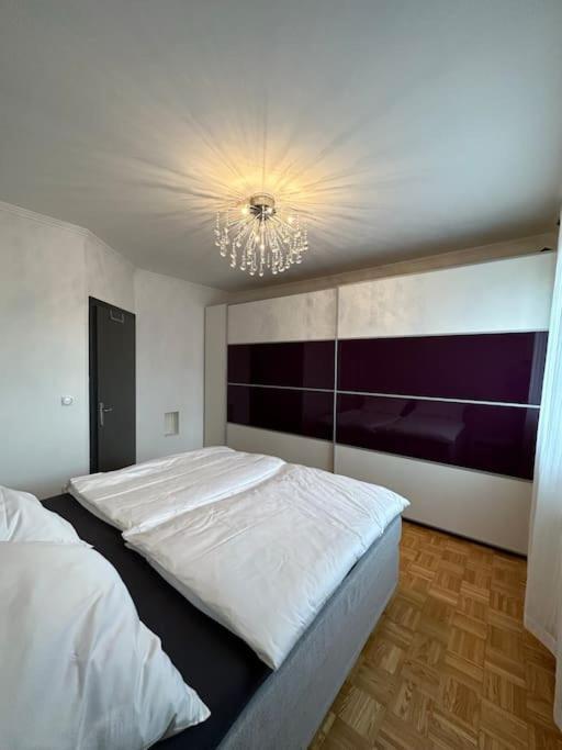 Freundliche Wohnung Naehe Weinstrasse Fuer 5 Personen Wagna Bagian luar foto